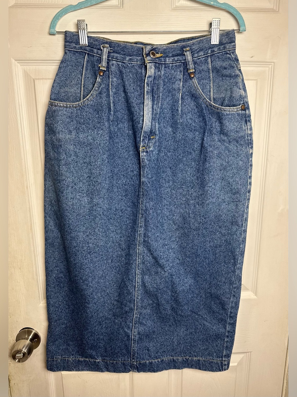 Vintage High Waisted Lee Denim Midi Pencil Skirt Women’s Medium Fall Western